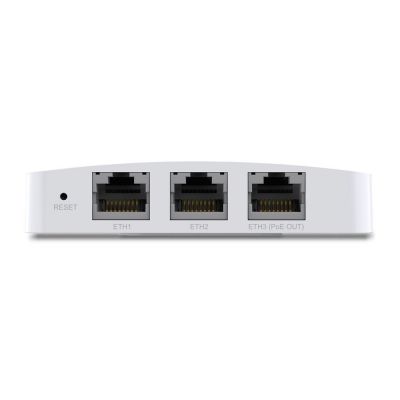 Точка доступа TP-Link EAP225-WALL вид снизу reset Ethernet1 Ethernet2 Ethernet3 PoE